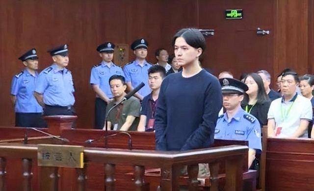 夫掐死藏冰柜105天深度分析5个问题凯发平台回顾2016年上海女教师被丈(图11)
